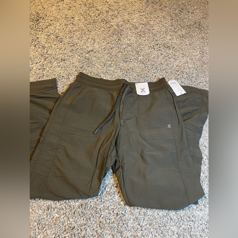 Xersion Medium joggers - Picture 3 of 3